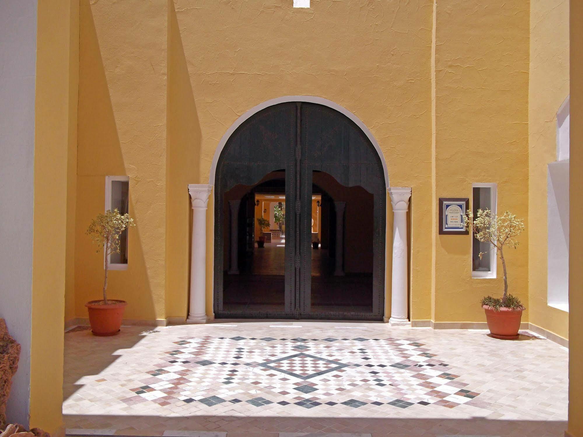 فندق Sun Palm دوز المظهر الخارجي الصورة