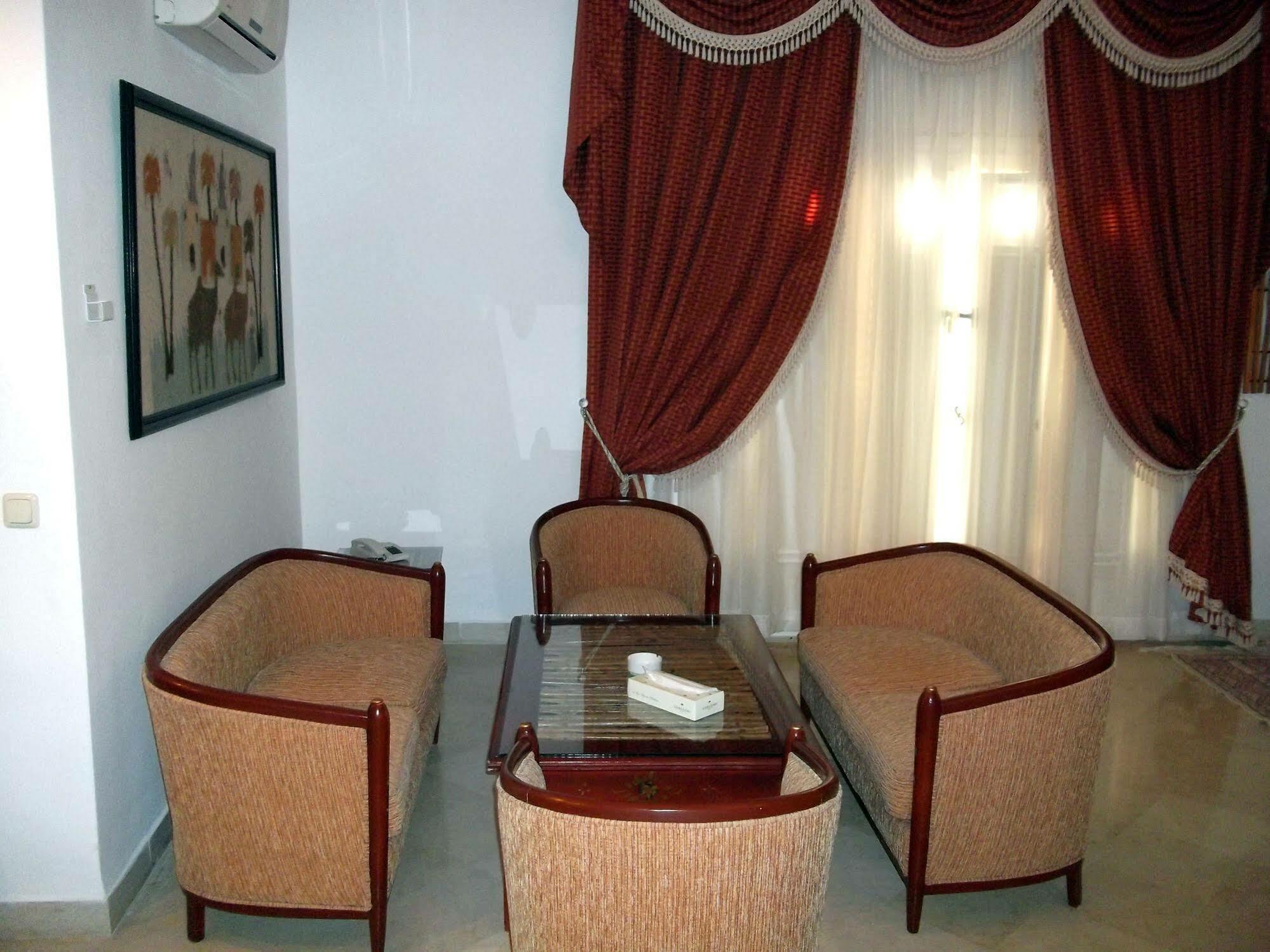 فندق Sun Palm دوز المظهر الخارجي الصورة
