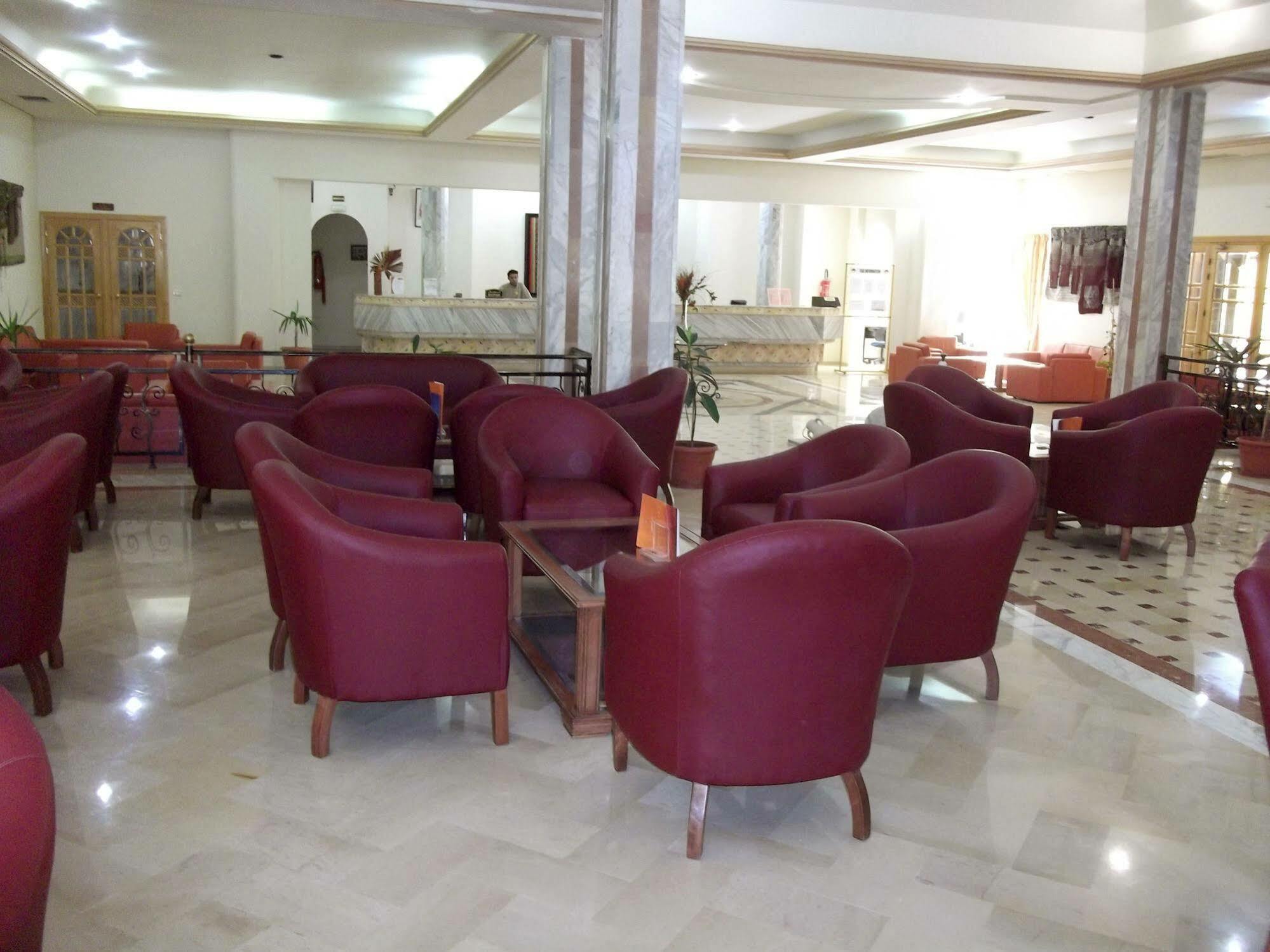 فندق Sun Palm دوز المظهر الخارجي الصورة